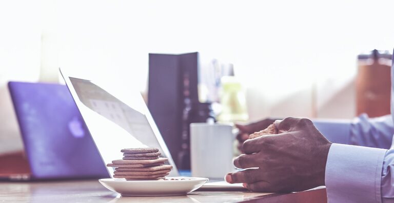 Simple Routines to Start and End Your Workday Smoothly